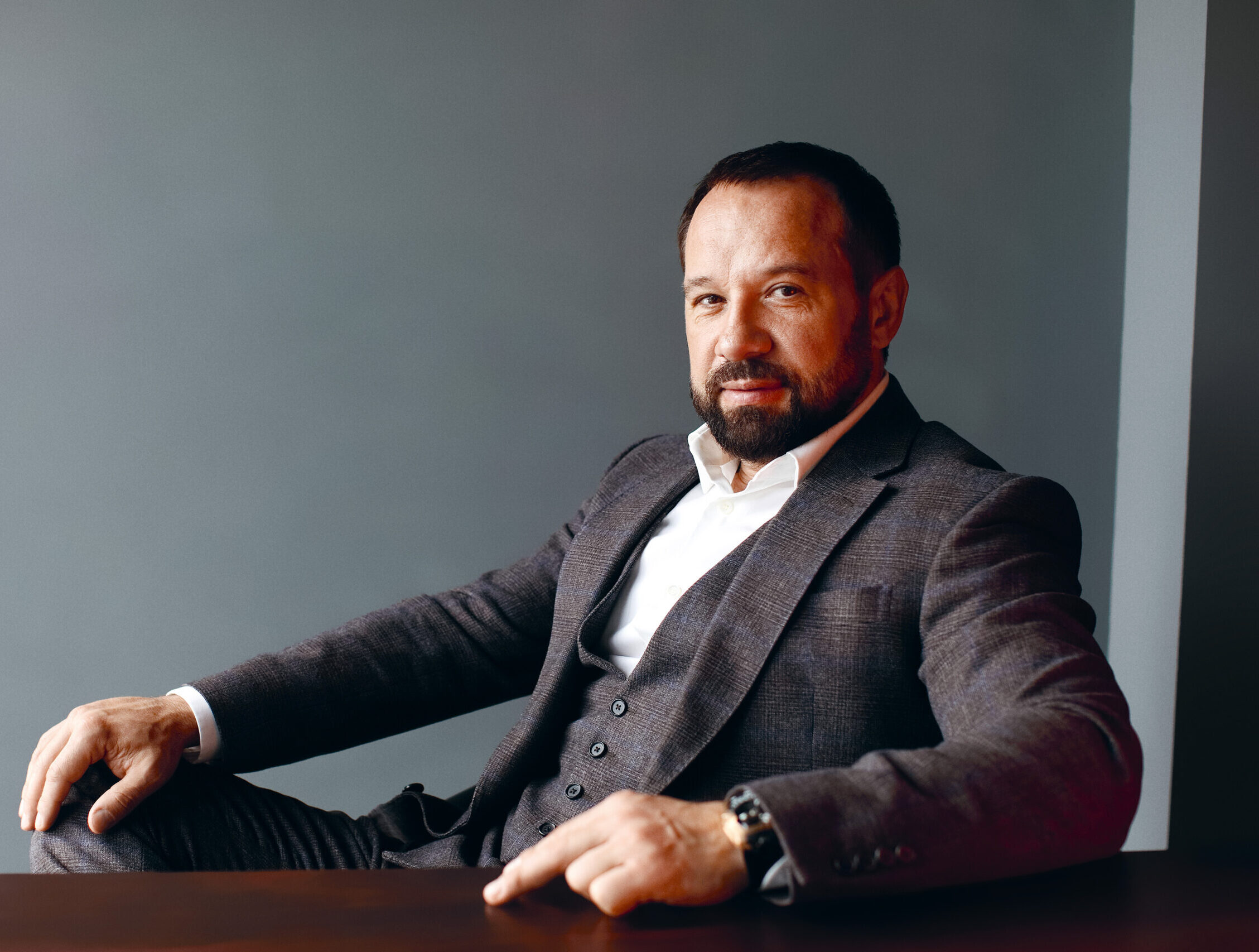 Lev Mazaraki, Stilobat Group