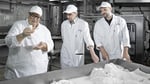 Il_forno_italyanskiy_tehnolog_antioko_i_komanda_il_forno
