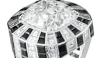 _van-cleef-&-arpels_abstraction-ring_le-bal-black-&-white